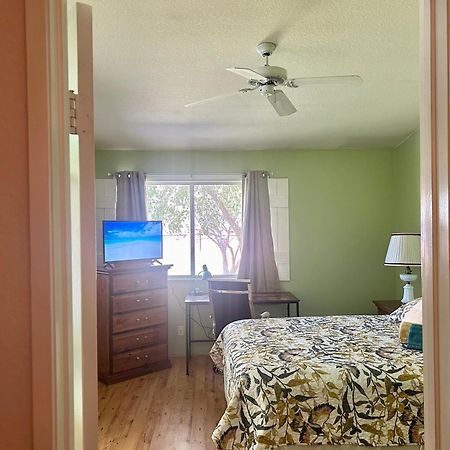 Vineyard Vista Suite With Tv And Private Bathroom هيميت المظهر الخارجي الصورة