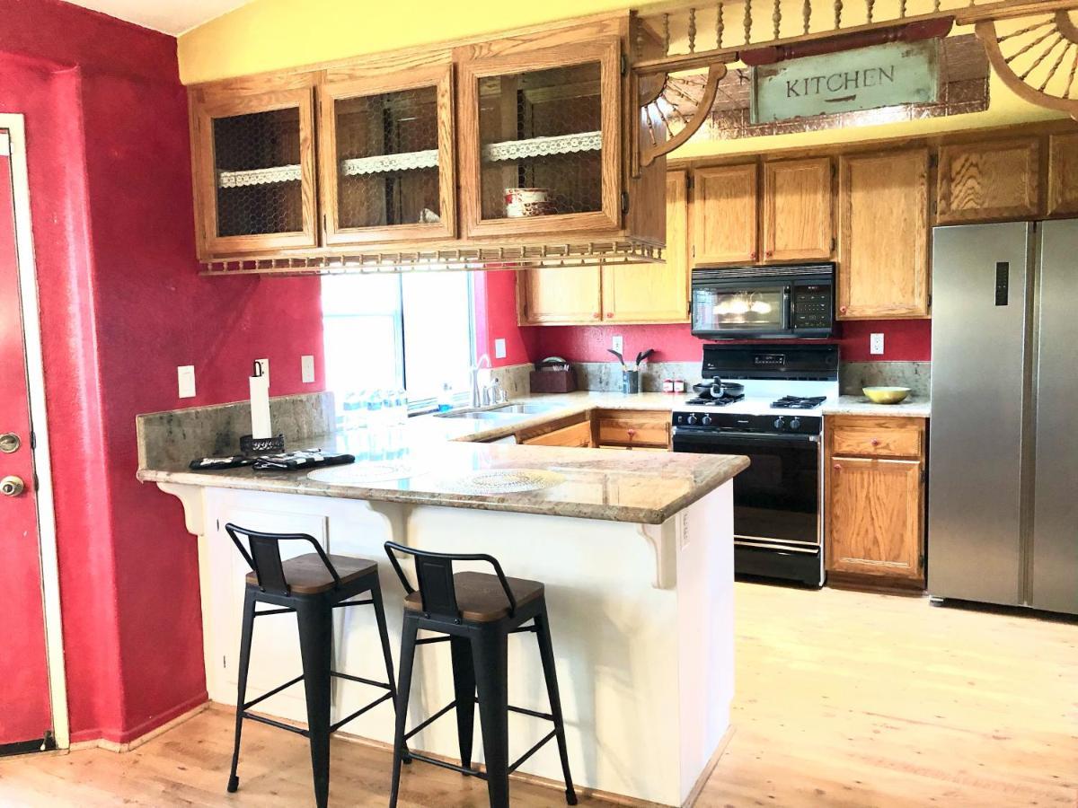 Vineyard Vista Suite With Tv And Private Bathroom هيميت المظهر الخارجي الصورة
